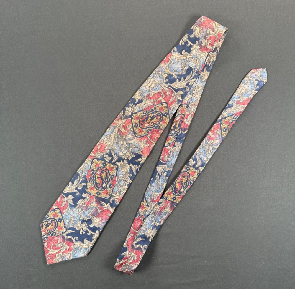 Bill Blass Navy & Red Paisley Neck Tie - Vintage!